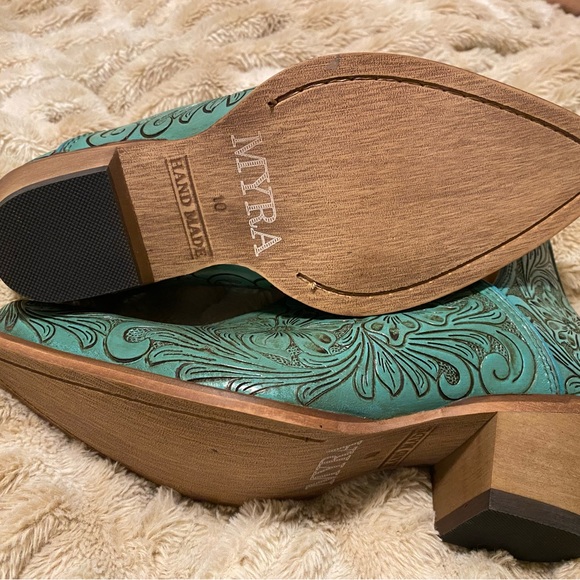 Myra Bag Turquoise Tooled Leather Floral Ankle Boots - Picture 3 of 6